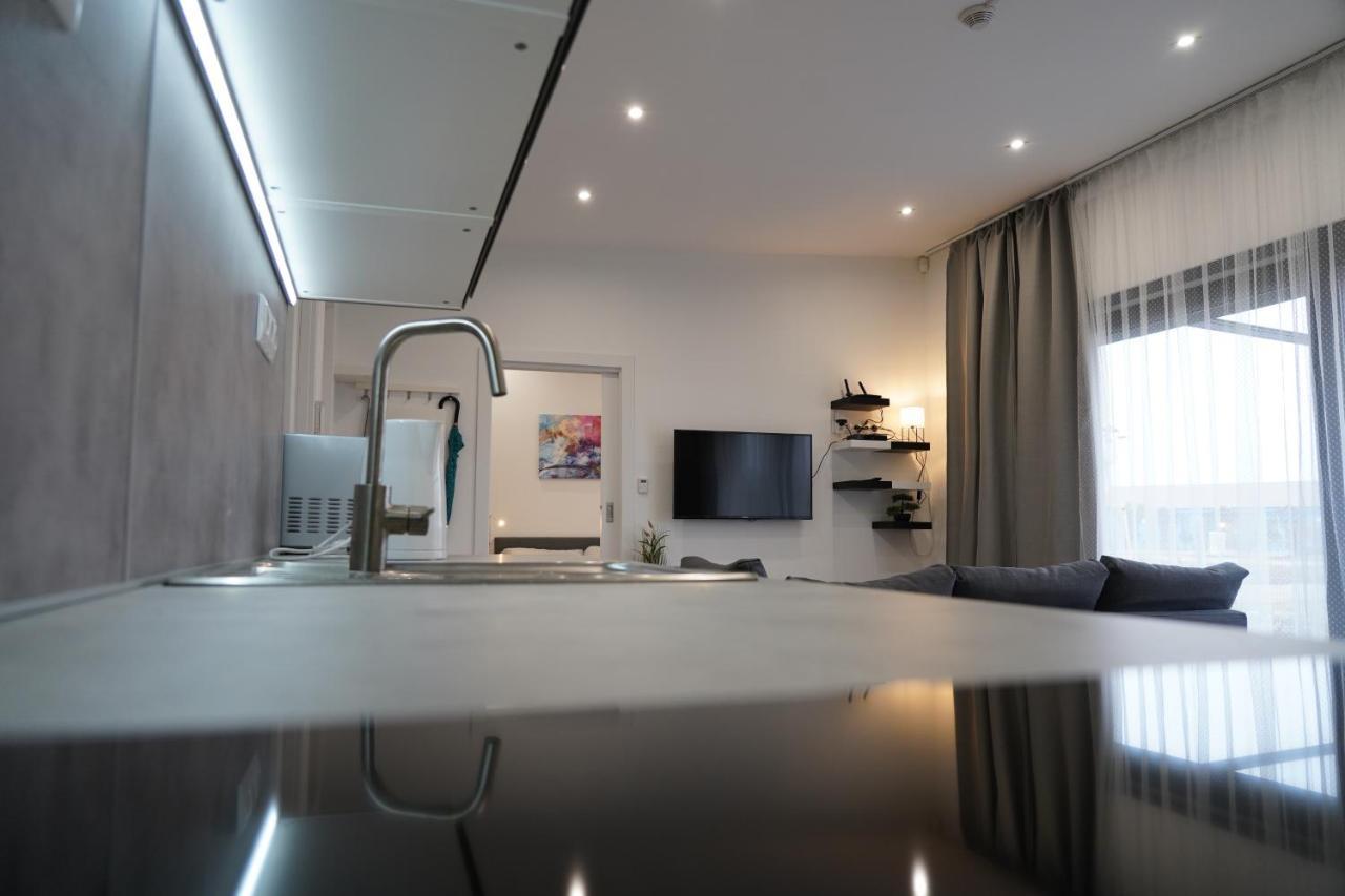 Apartman Zuzana Nesvady Экстерьер фото