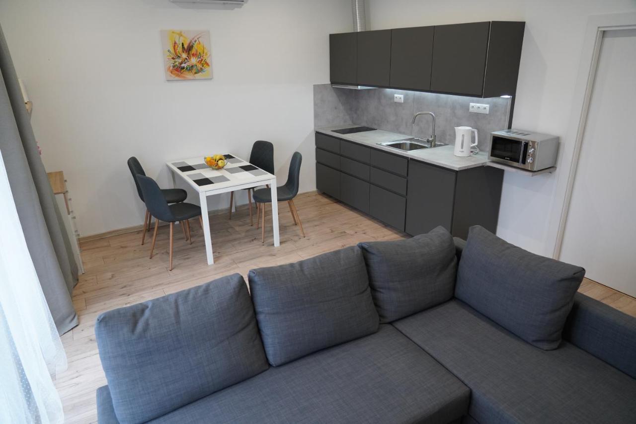 Apartman Zuzana Nesvady Экстерьер фото