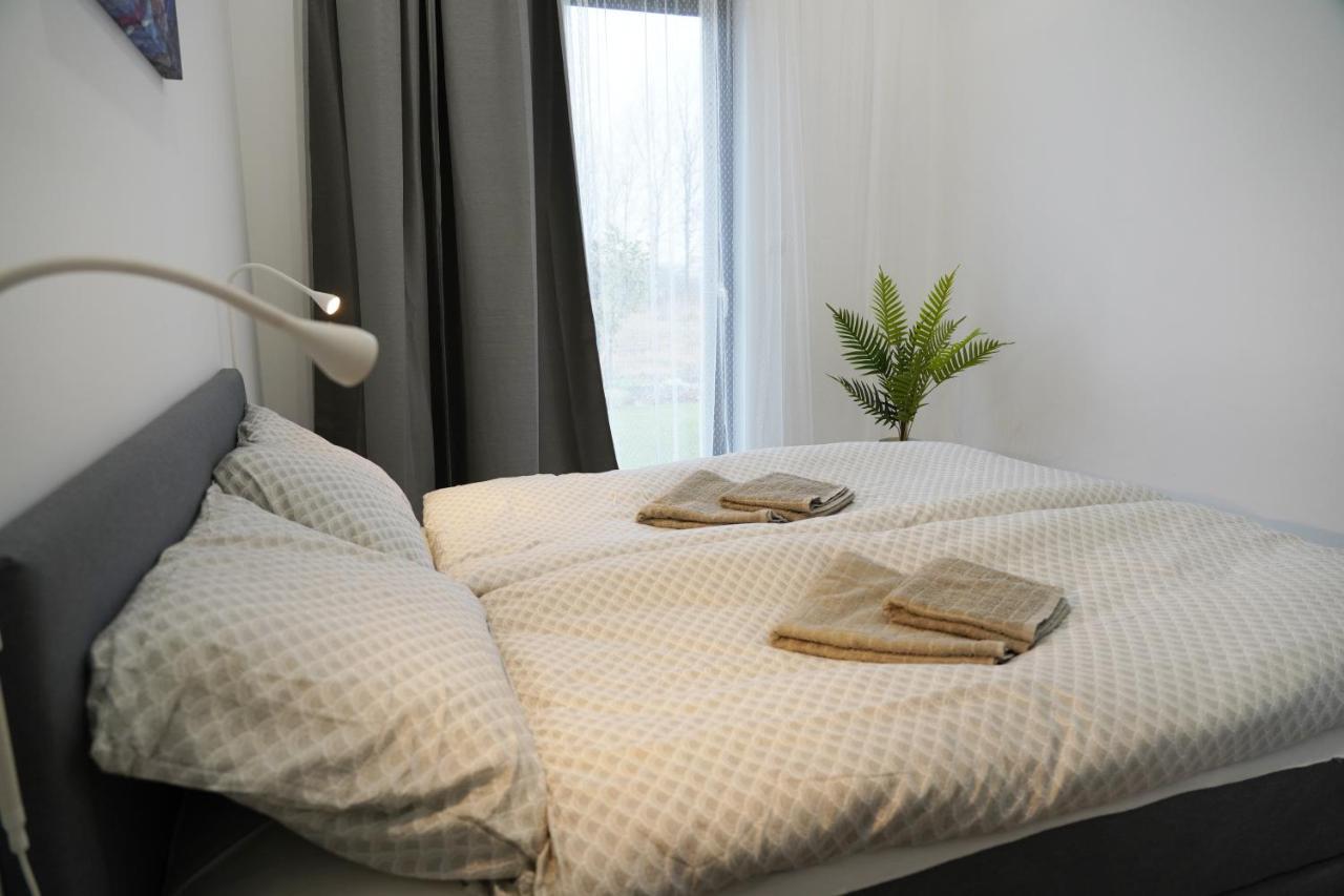 Apartman Zuzana Nesvady Экстерьер фото