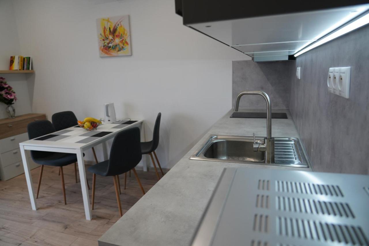 Apartman Zuzana Nesvady Экстерьер фото